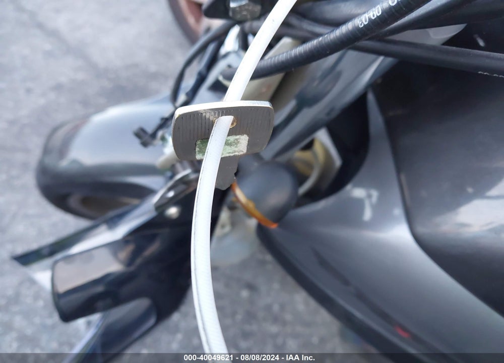 2004 MOTO GUZZI BREVA 750 VIN: ZGULLC0084M114586