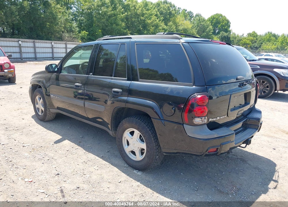 2004 CHEVROLET TRAILBLAZER LS VIN: 1GNDS13S242439653