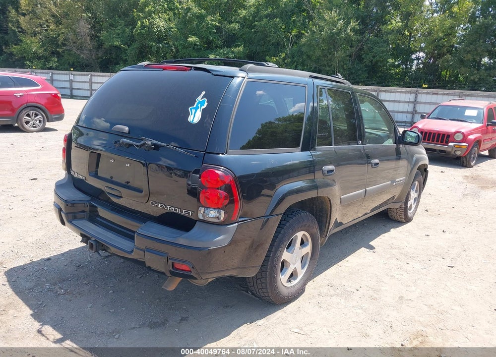 2004 CHEVROLET TRAILBLAZER LS VIN: 1GNDS13S242439653