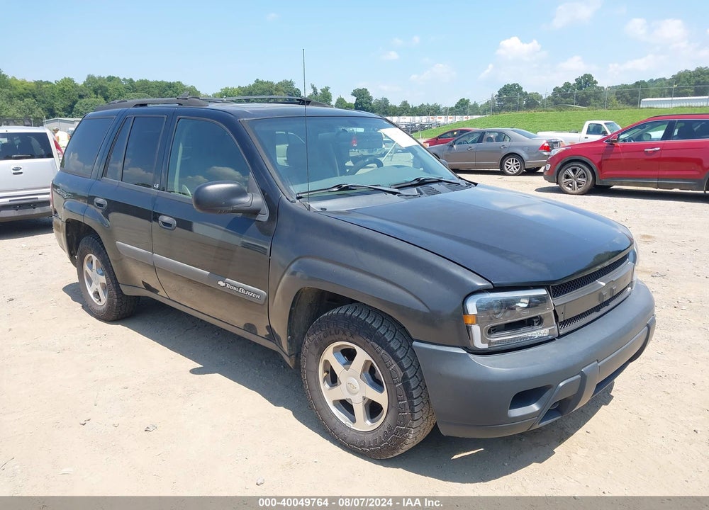 2004 CHEVROLET TRAILBLAZER LS VIN: 1GNDS13S242439653