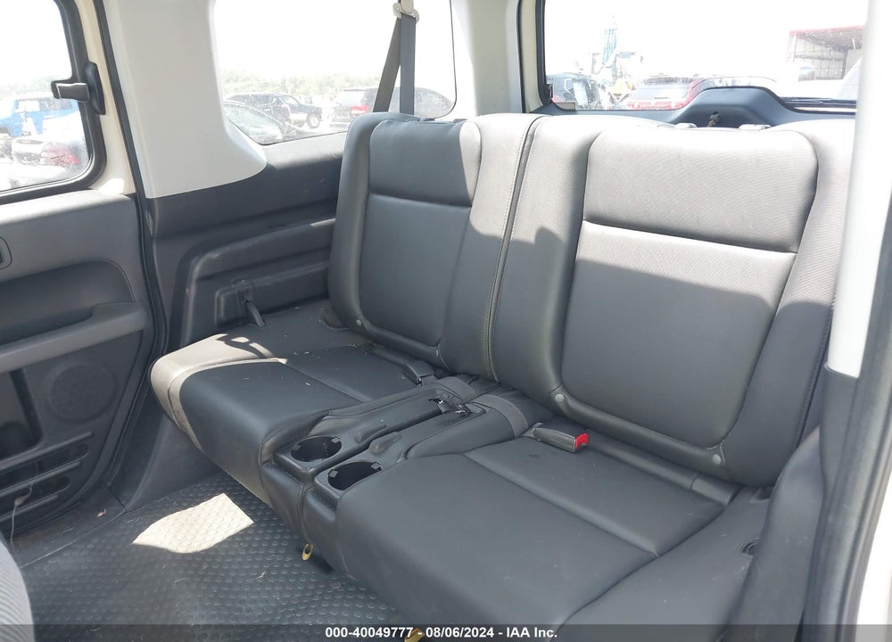 2005 HONDA ELEMENT LX VIN: 5J6YH27395L010307