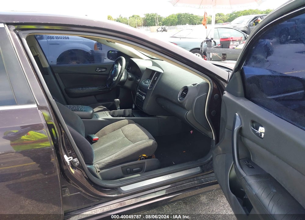 2013 NISSAN MAXIMA 3.5 S VIN: 1N4AA5AP4DC845437