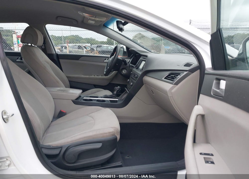 2016 HYUNDAI SONATA SE VIN: 5NPE24AFXGH368533