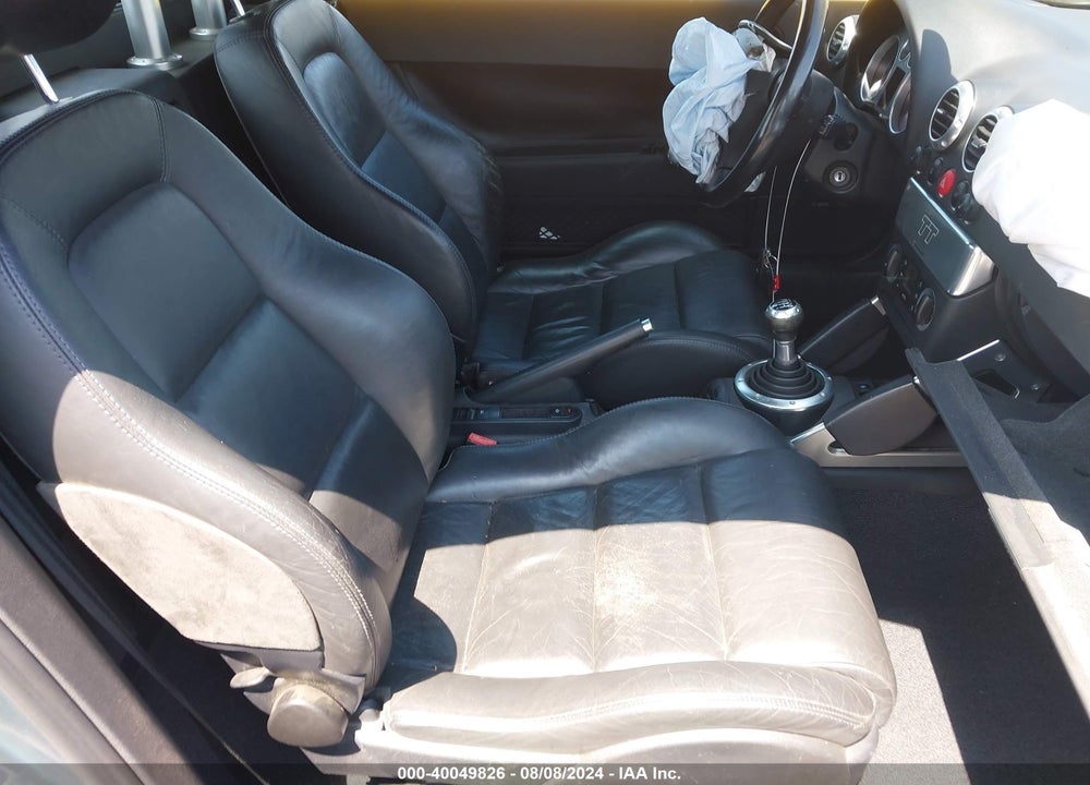 2001 AUDI TT VIN: TRUUT28N811030661