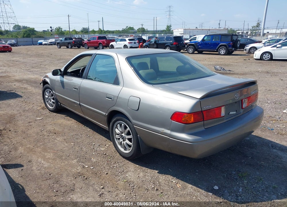 2001 TOYOTA CAMRY XLE V6 VIN: 4T1BF28K51U126174