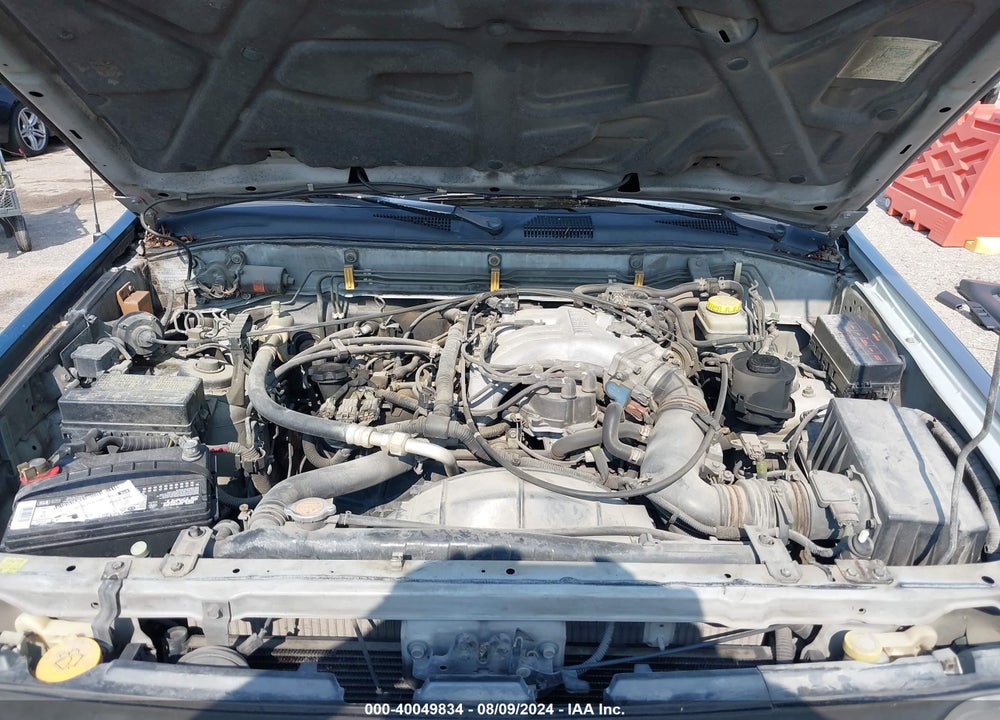 1998 NISSAN PATHFINDER LE/XE VIN: JN8AR05S8WW229346