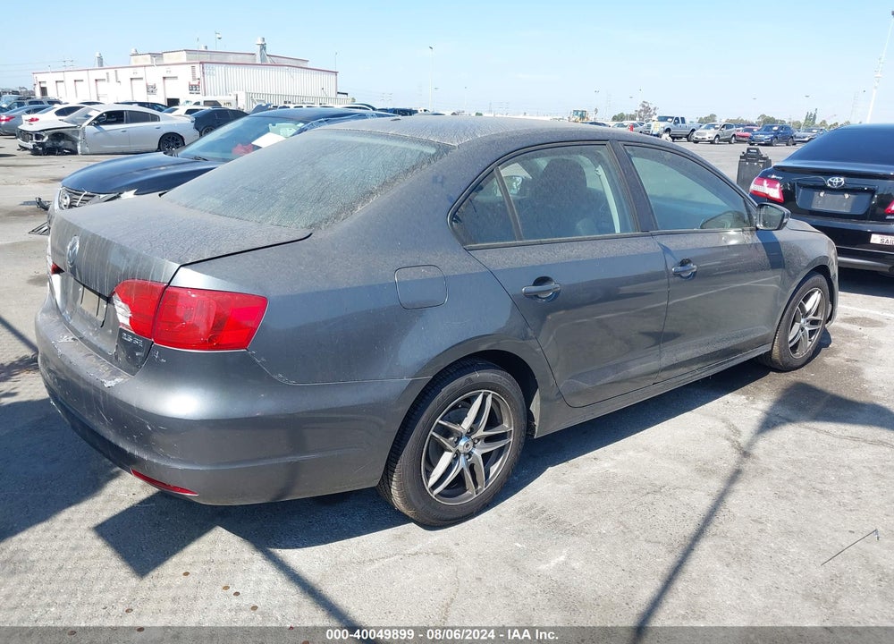 2011 VOLKSWAGEN JETTA 2.5L SE VIN: 3VWDZ7AJ4BM326761