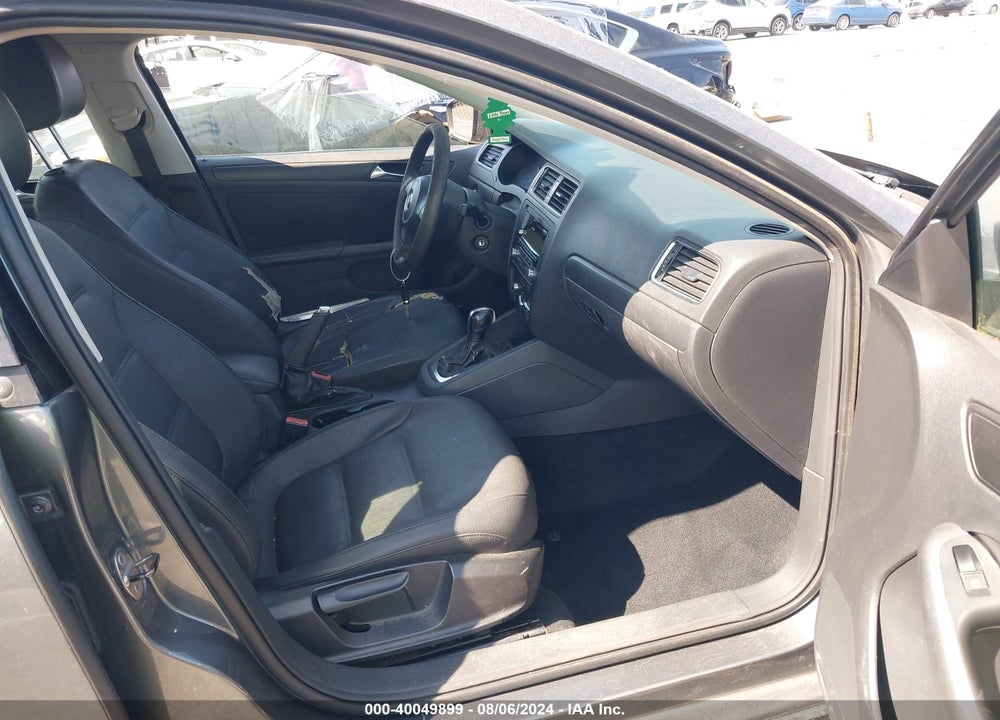 2011 VOLKSWAGEN JETTA 2.5L SE VIN: 3VWDZ7AJ4BM326761