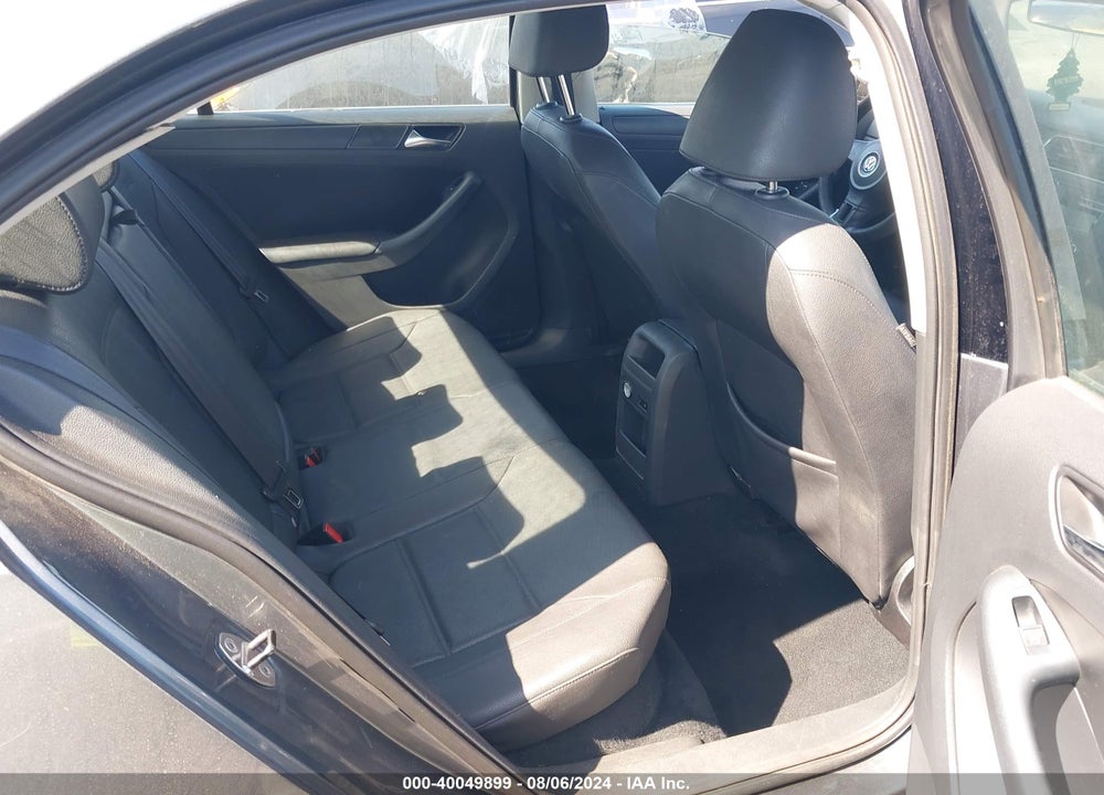 2011 VOLKSWAGEN JETTA 2.5L SE VIN: 3VWDZ7AJ4BM326761