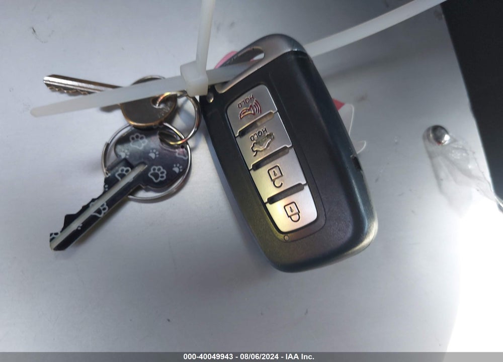 2011 HYUNDAI SONATA SE VIN: 5NPEC4AC5BH180515