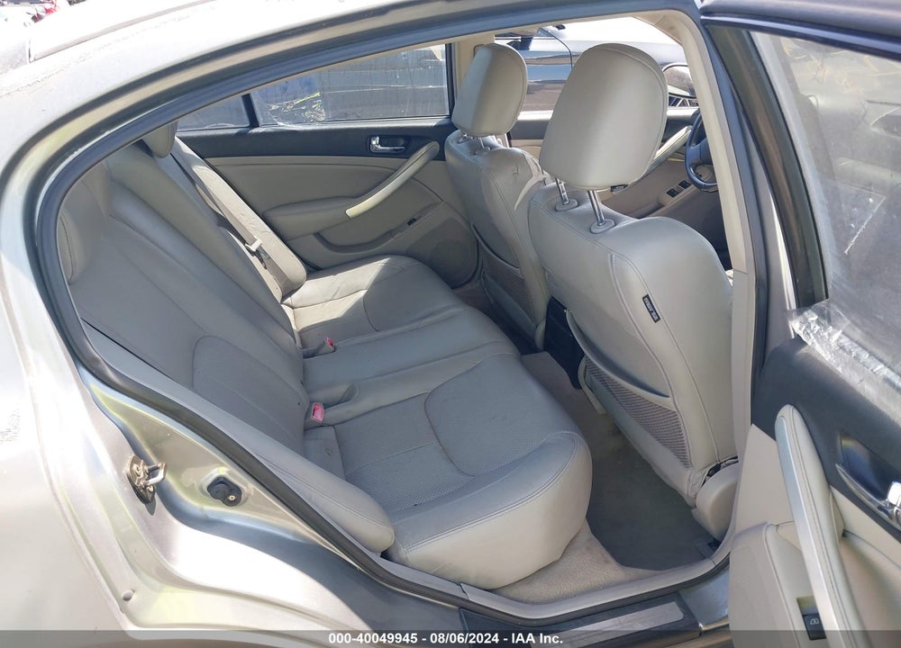 2005 INFINITI G35 VIN: JNKCV51E35M212704