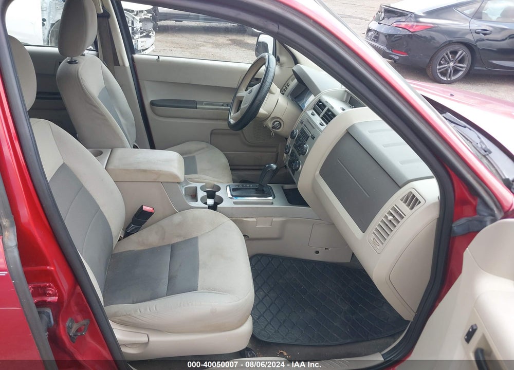 2008 FORD ESCAPE XLT VIN: 1FMCU931X8KB89942