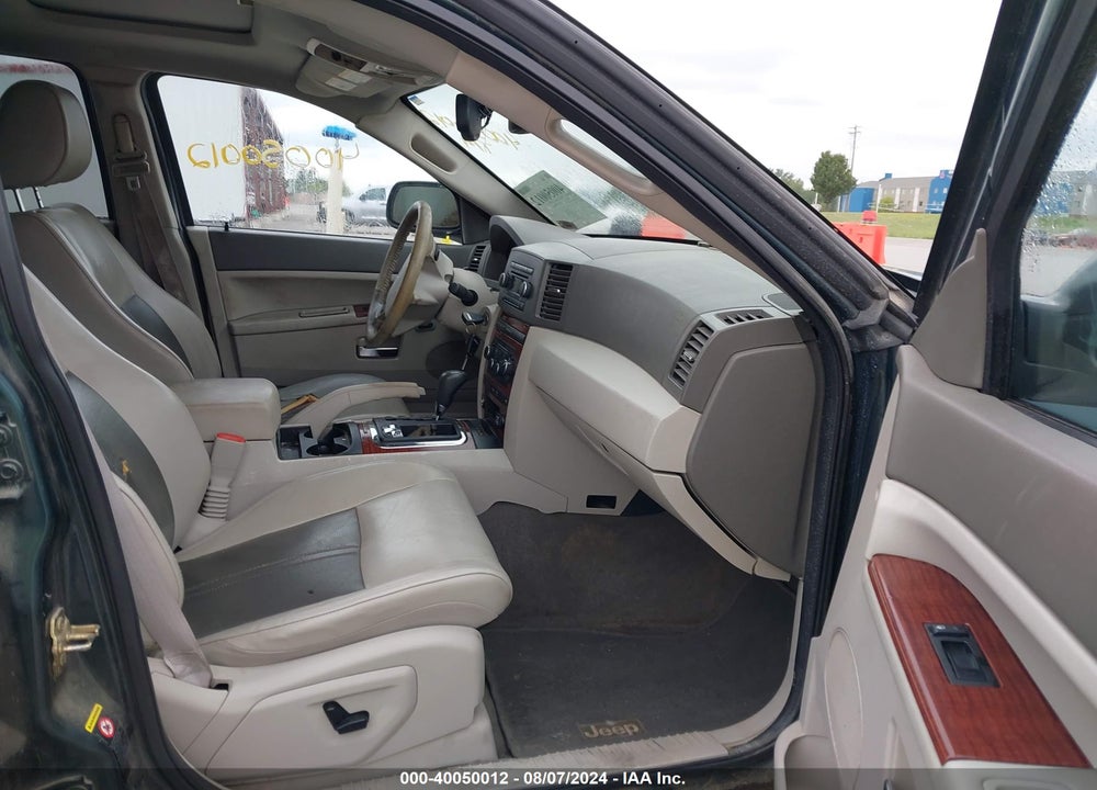 2005 JEEP GRAND CHEROKEE LIMITED VIN: 1J8HR58235C500423