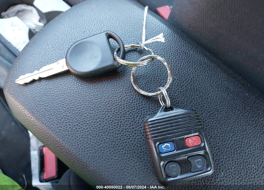 2011 FORD FOCUS VIN: 1FAHP3FN2BW163449