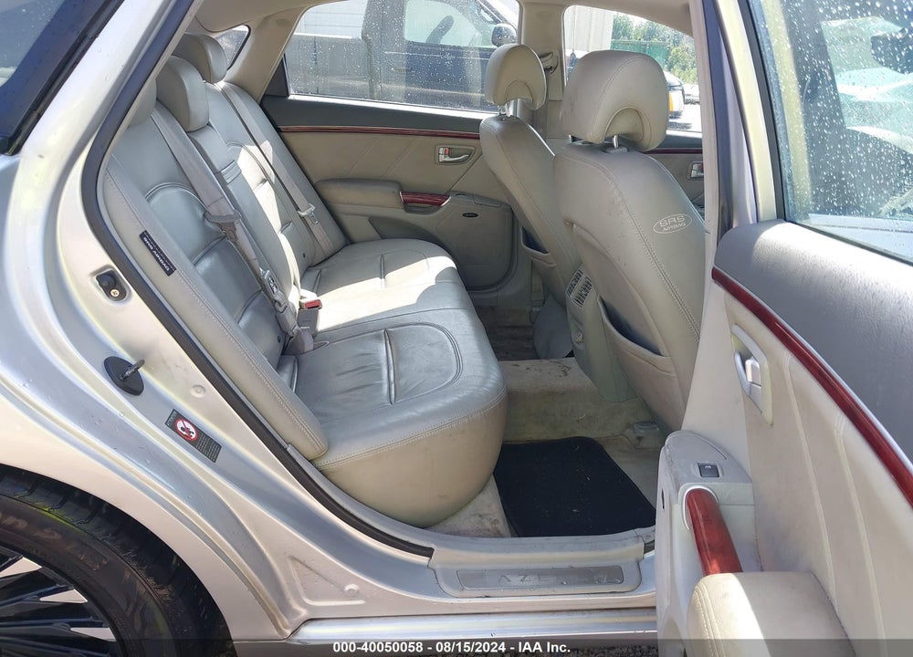 2006 HYUNDAI AZERA LIMITED/SE VIN: KMHFC46F66A107783