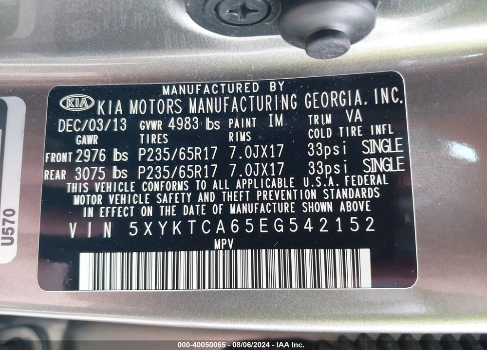 2014 KIA SORENTO LX VIN: 5XYKTCA65EG542152