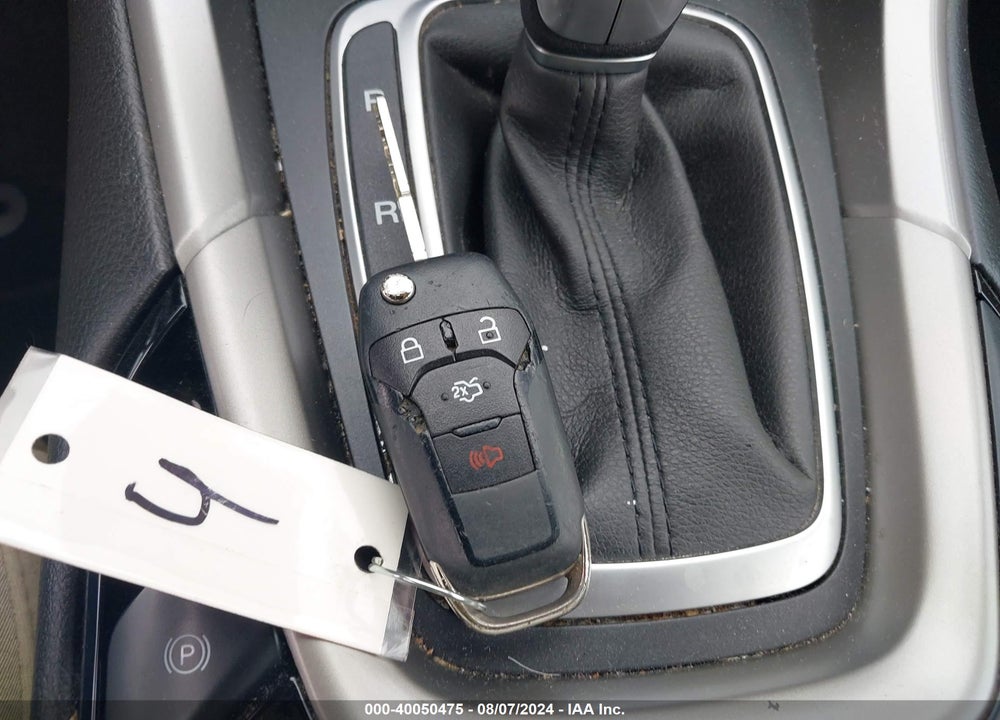 2014 FORD FUSION SE VIN: 3FA6P0HD0ER182793