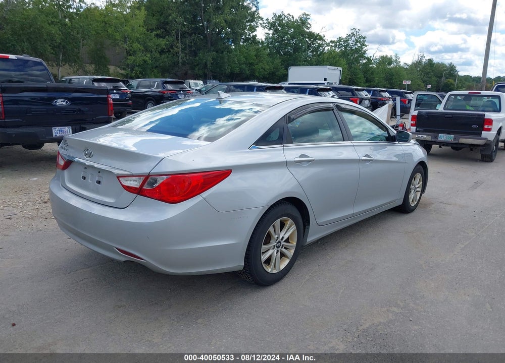 2013 HYUNDAI SONATA GLS VIN: 5NPEB4AC9DH728098