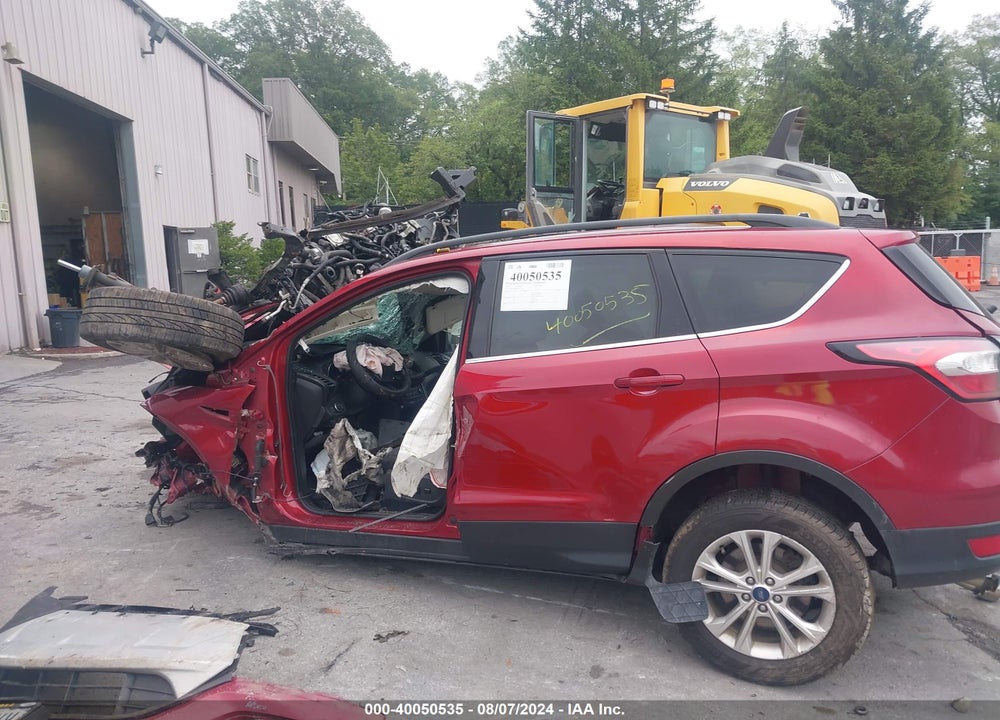2018 FORD ESCAPE SE VIN: 1FMCU9GD0JUA77214