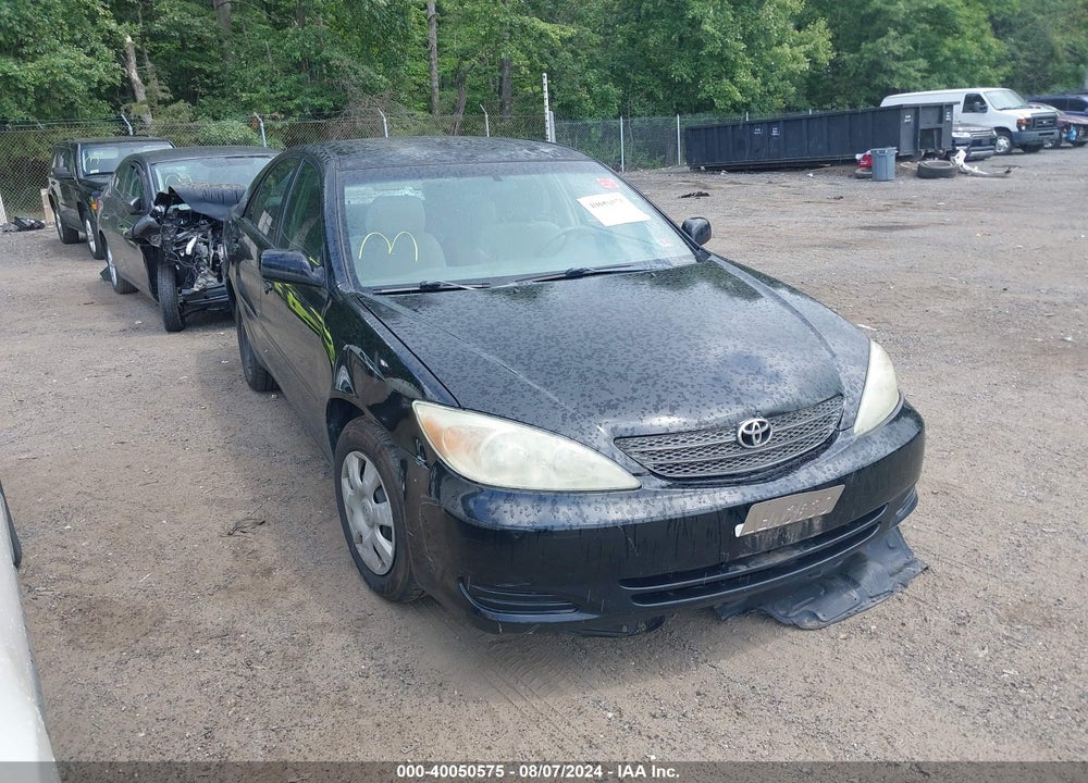2002 TOYOTA CAMRY LE VIN: 4T1BE32K22U573418