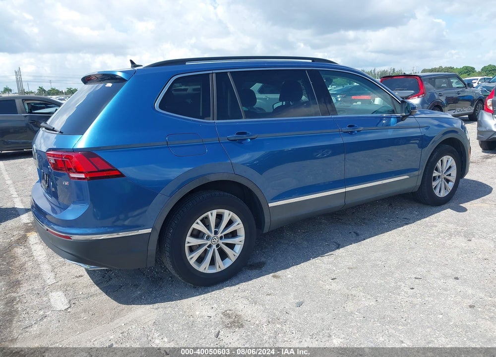 2018 VOLKSWAGEN TIGUAN 2.0T SE/2.0T SEL VIN: 3VV3B7AX1JM054662