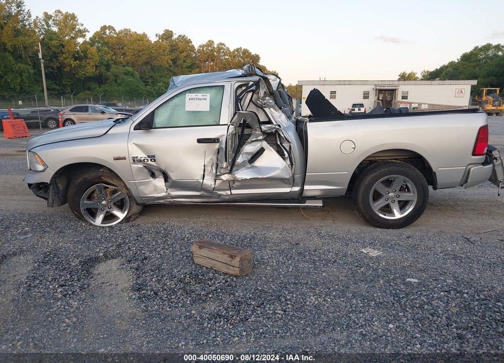 2017 RAM 1500 EXPRESS QUAD CAB 4X4 6'4 BOX VIN: 1C6RR7FT6HS829704