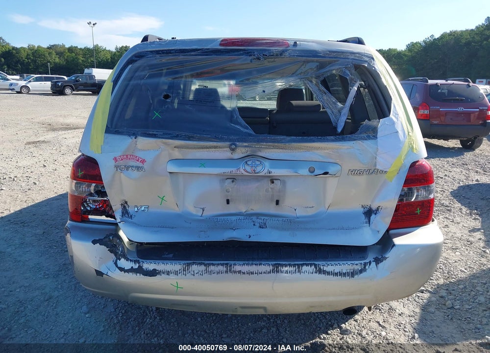 2005 TOYOTA HIGHLANDER V6 VIN: JTEDP21A950088405
