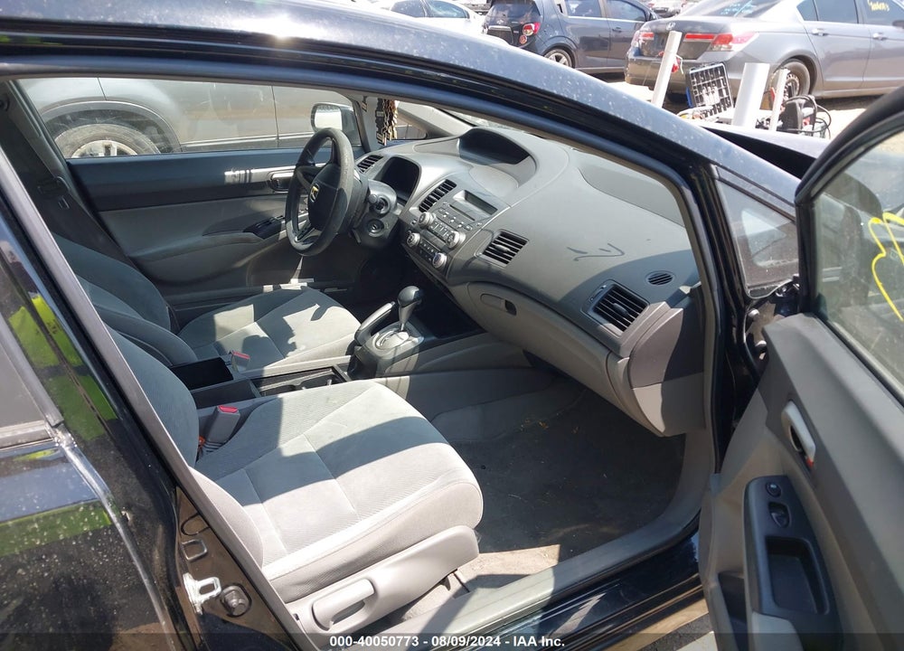 2009 HONDA CIVIC LX VIN: 19XFA16579E000470