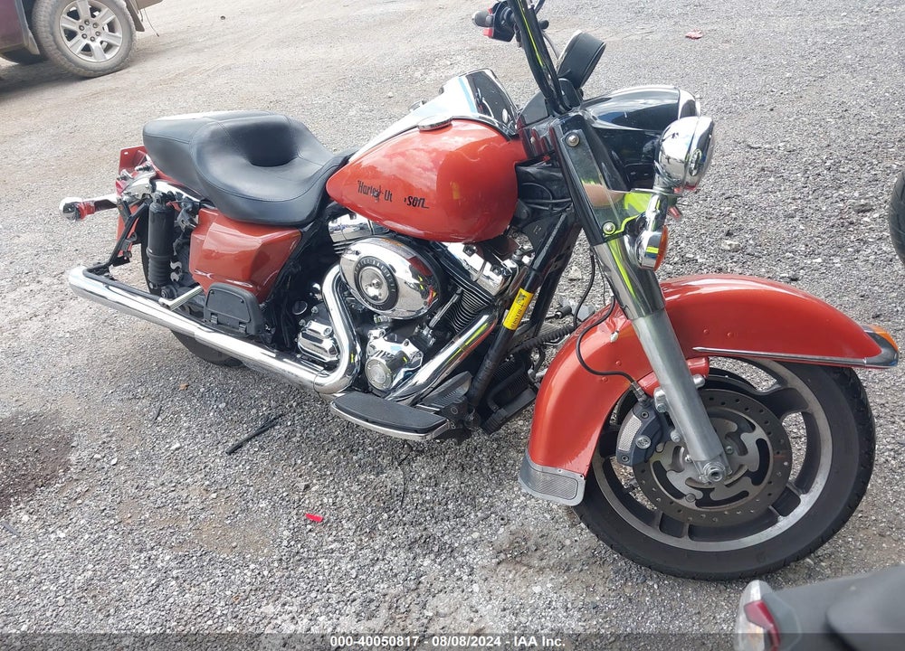 2013 HARLEY-DAVIDSON FLHP POLICE ROAD KING VIN: 1HD1FHM15DB603121