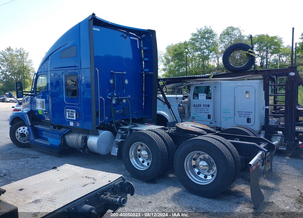 2022 KENWORTH T680 VIN: 1XKYD49X3NJ150401