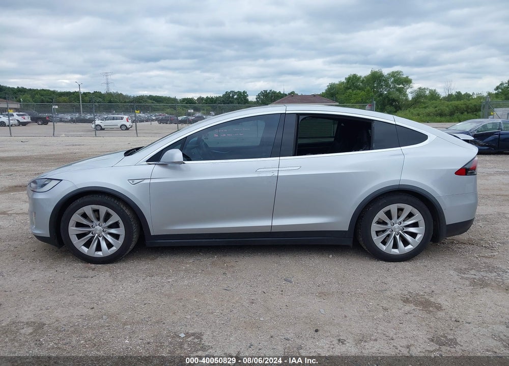 2016 TESLA MODEL X 60D/70D/75D/90D/P100D VIN: 5YJXCBE27GF011777
