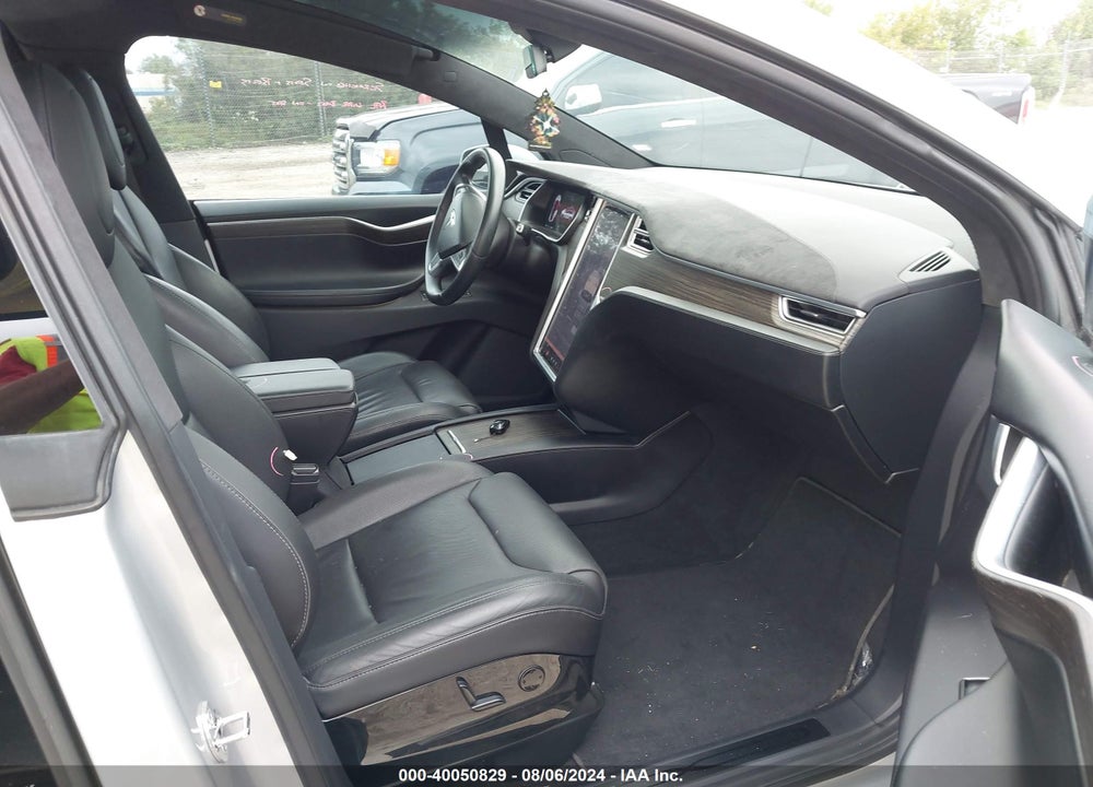 2016 TESLA MODEL X 60D/70D/75D/90D/P100D VIN: 5YJXCBE27GF011777