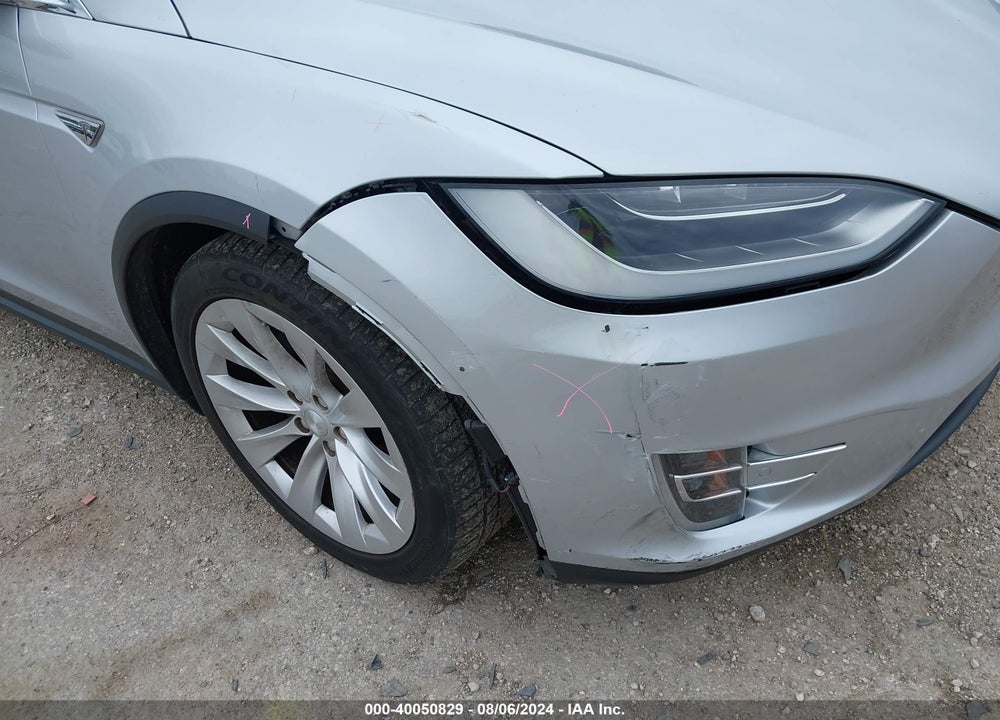 2016 TESLA MODEL X 60D/70D/75D/90D/P100D VIN: 5YJXCBE27GF011777