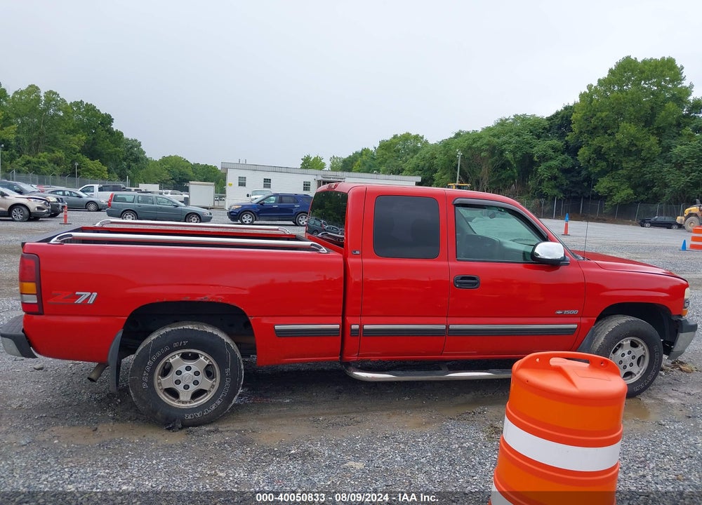 2000 CHEVROLET SILVERADO 1500 LS VIN: 1GCEK19T1YE149454
