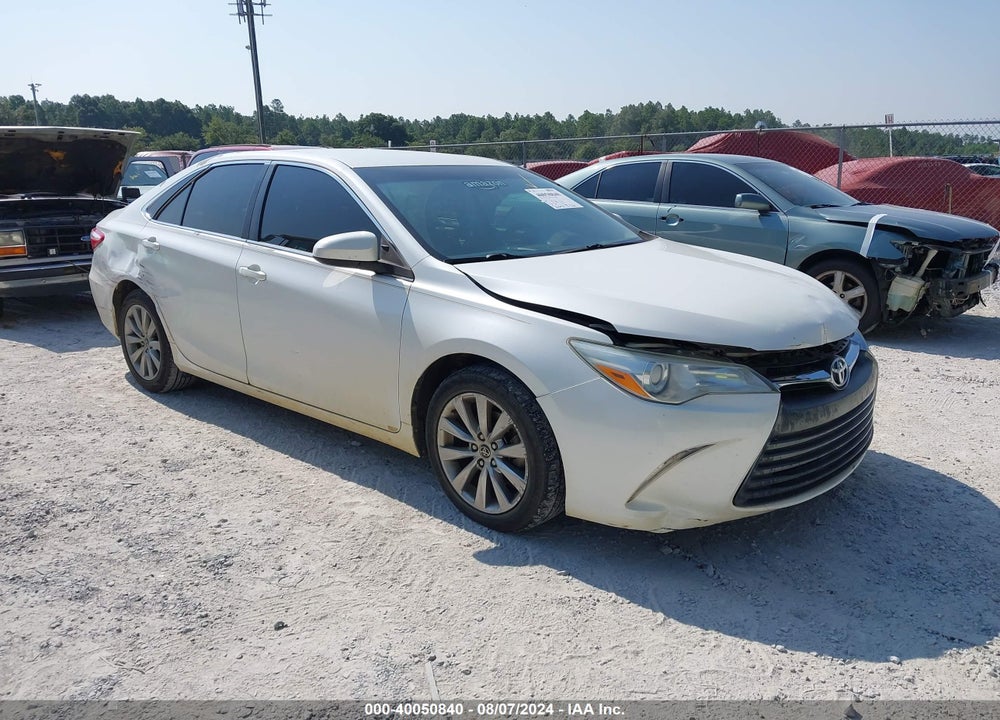 2015 TOYOTA CAMRY XLE VIN: 4T1BF1FK5FU057555