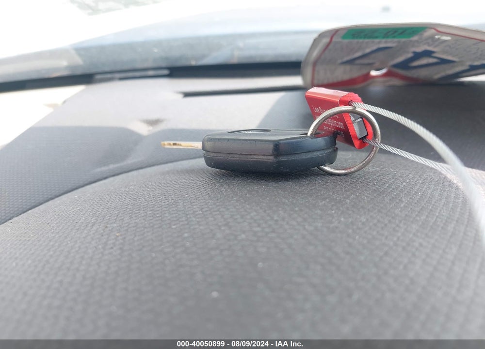 2009 FORD ESCAPE XLS VIN: 1FMCU027X9KB63859