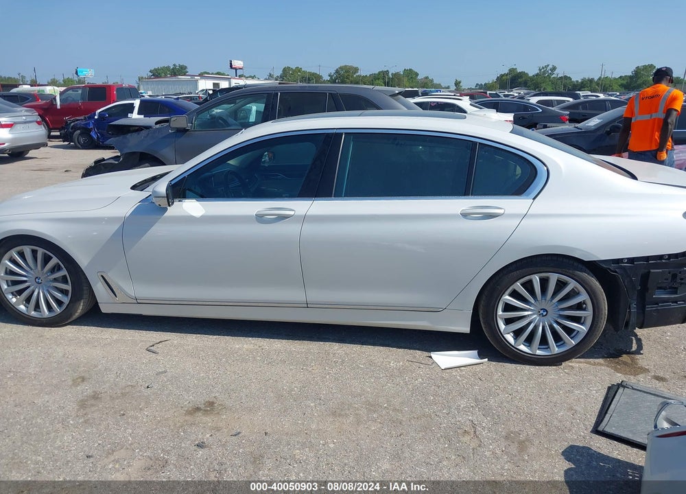 2018 BMW 740I VIN: WBA7E2C55JG743083