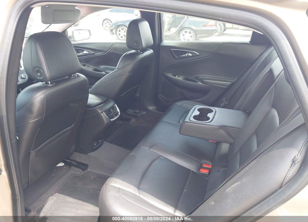 2018 CHEVROLET MALIBU LT VIN: 1G1ZD5ST8JF225130