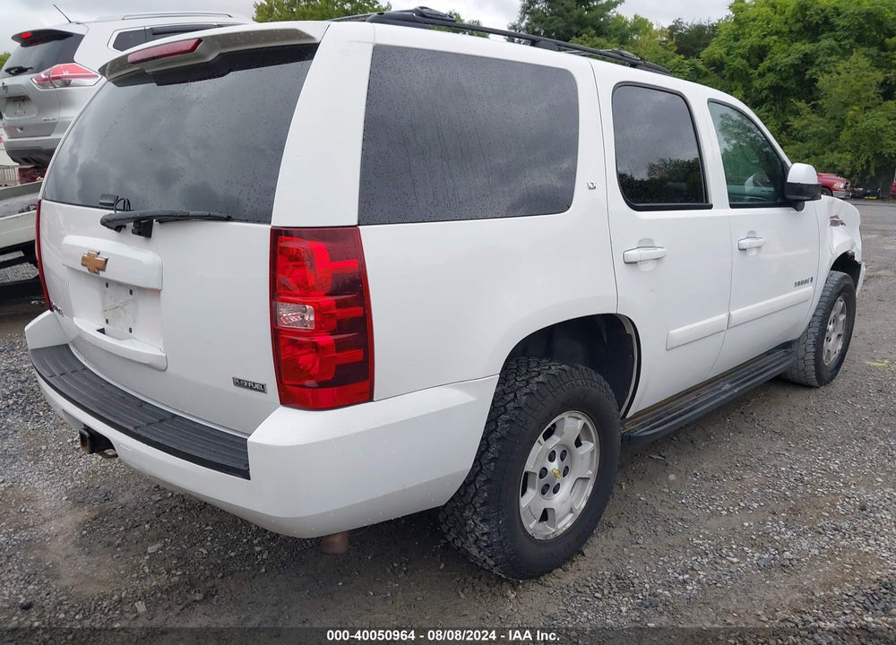 2007 CHEVROLET TAHOE LT VIN: 1GNFK13057R242074