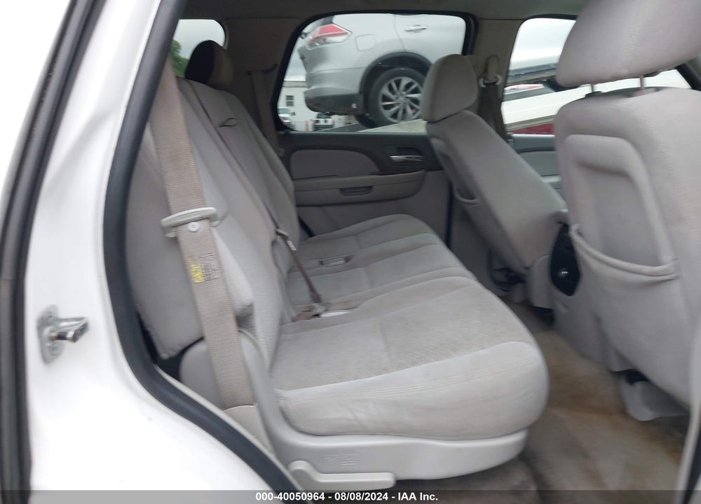 2007 CHEVROLET TAHOE LT VIN: 1GNFK13057R242074