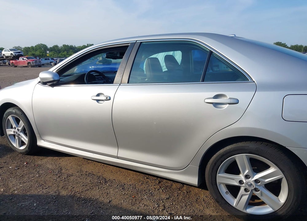 2012 TOYOTA CAMRY SE VIN: 4T1BF1FK1CU143358