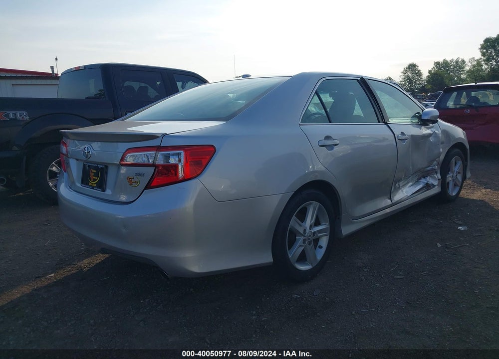 2012 TOYOTA CAMRY SE VIN: 4T1BF1FK1CU143358
