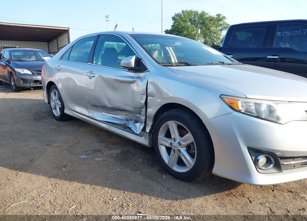 2012 TOYOTA CAMRY SE VIN: 4T1BF1FK1CU143358