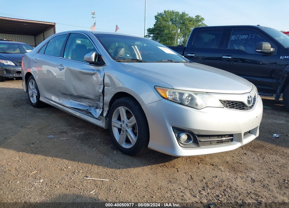2012 TOYOTA CAMRY SE VIN: 4T1BF1FK1CU143358