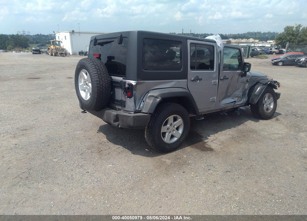 2016 JEEP WRANGLER UNLIMITED SPORT VIN: 1C4BJWDG8GL158448