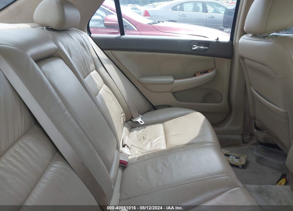 2005 HONDA ACCORD 2.4 EX VIN: 1HGCM56825A124270
