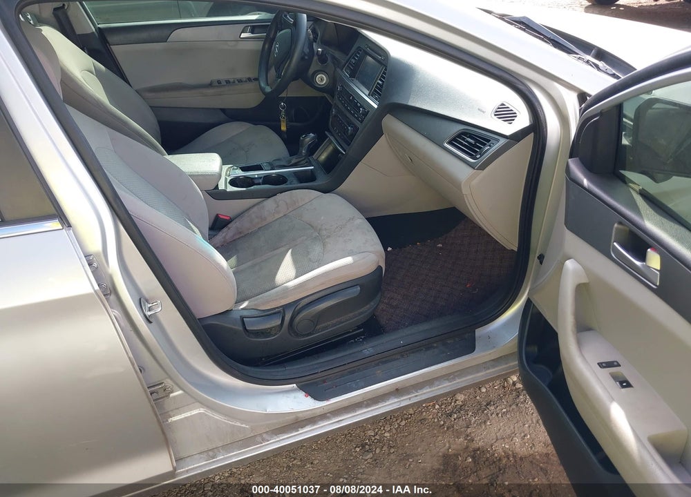 2016 HYUNDAI SONATA SE VIN: 5NPE24AF7GH265215
