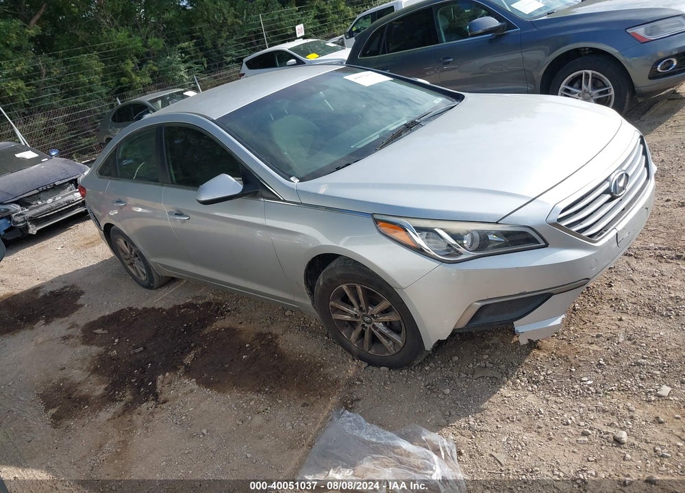 2016 HYUNDAI SONATA SE VIN: 5NPE24AF7GH265215