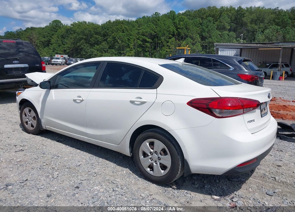 2017 KIA FORTE LX VIN: 3KPFK4A7XHE114906