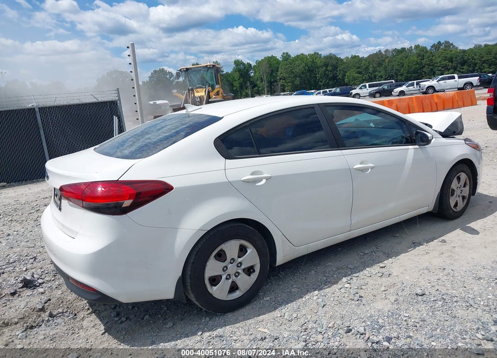 2017 KIA FORTE LX VIN: 3KPFK4A7XHE114906